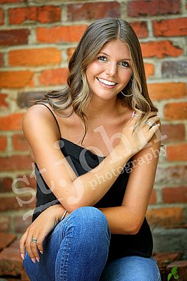 small_174062_Senior_Photo_100.jpeg